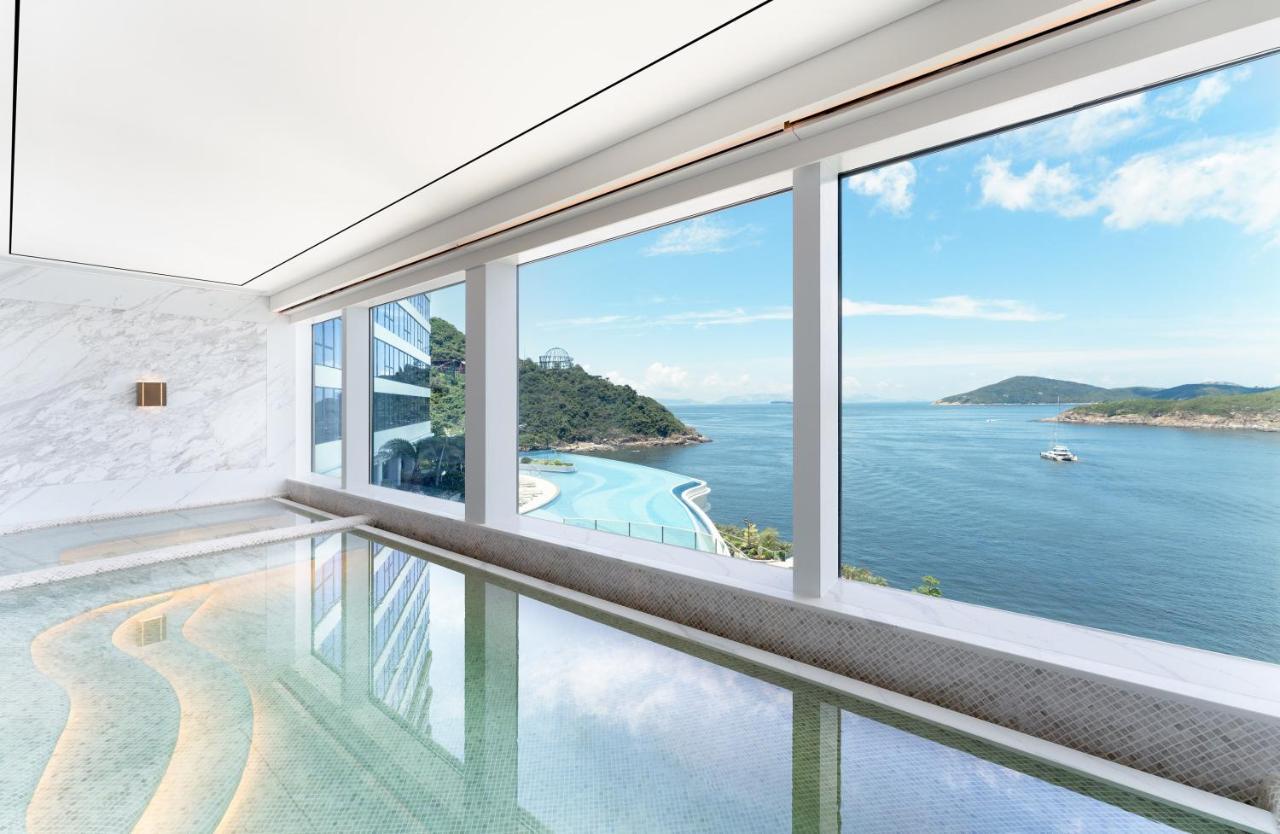 The Fullerton Ocean Park Hotel Hong Kong Dış mekan fotoğraf View of the South China Sea from the hotel